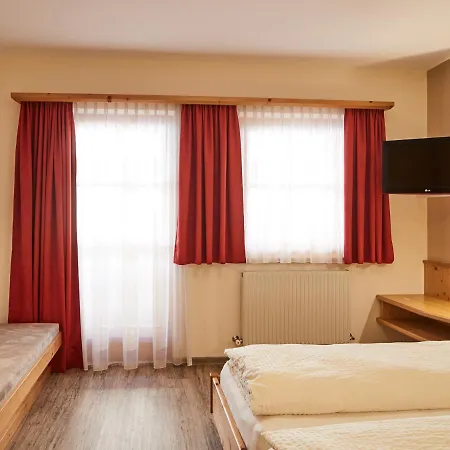Haus Lenz * Serfaus