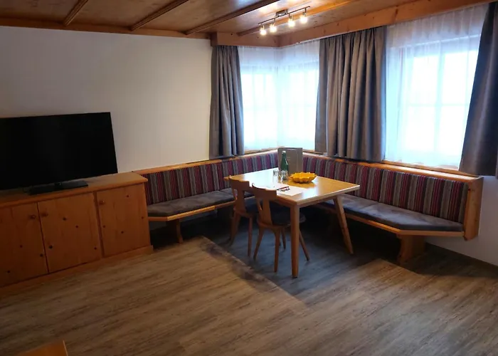 Haus Lenz Lägenhet Serfaus